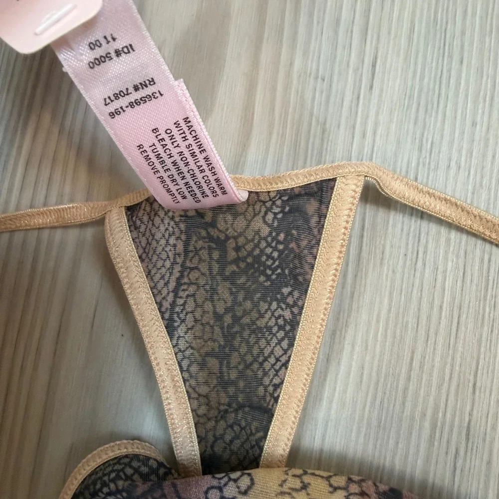 Vintage Victoria's Secret V-String‎ Thong Small Snakeskin Animal Print Y2K NWT